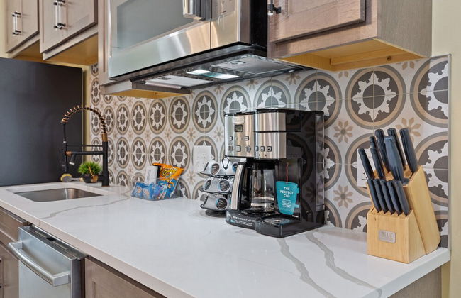 Red Brick Hideaway | JZ Vacation Rentals - Foto 16