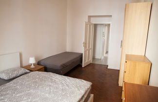 Photo 3 - Spacious 2 Bedroom Apartment With Nice Terrace