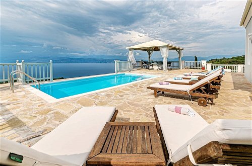 Foto 21 - Villa Orizontas Corfu, Private Villa With Breathtaking Views