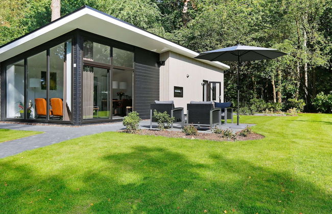 Chic Forest Lodge With Sauna - Foto 1