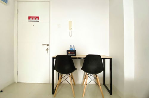 Foto 20 - Comfort Living And Strategic 2Br At Bassura City Apartment