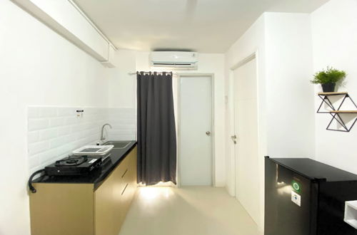Foto 9 - Comfort Living And Strategic 2Br At Bassura City Apartment