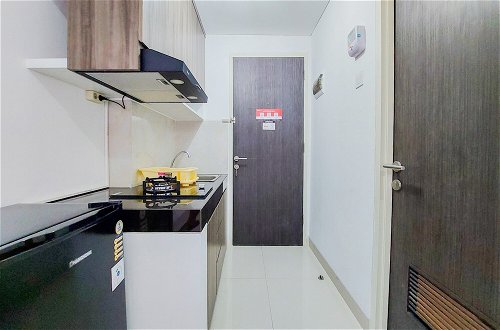 Photo 4 - Great Deal And Cozy Stay Studio Room Serpong Garden Apartment