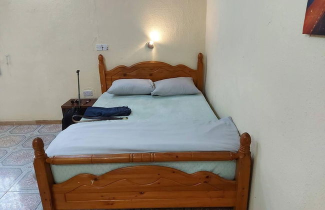Charming 2-bed Cottage in Benin City - Foto 2