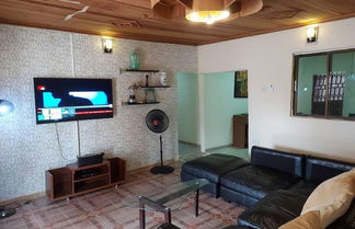 Photo 1 - Charming 2-bed Cottage in Benin City