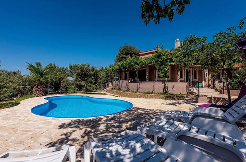 Photo 17 - Villa Belezza With Pool, Split - Kastel Gomilica