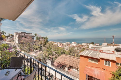 Foto 6 - Puerto Vallarta Condo w/ Bay Views + Pool Access