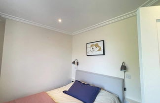 Photo 2 - Elegant & Relaxing 1BD Flat - Balham