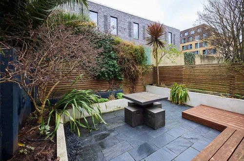 Photo 28 - The Southwark Townhouse - Adorable 3bdr House With Garden