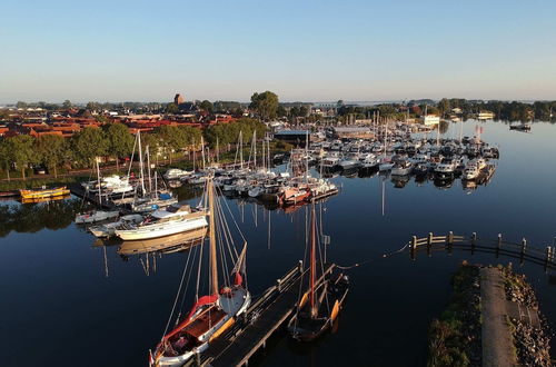 Photo 34 - Holiday Home With Jetty Near Sneekermeer