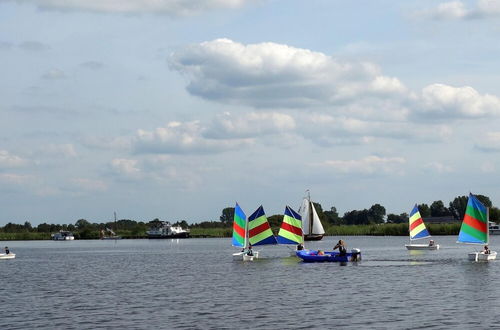 Photo 13 - Bungalow With a Terrace Near the Sneekermeer