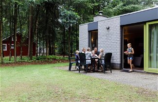 Foto 1 - Well-kept Bungalow With a Fireplace in the Veluwe