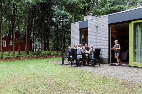 Photo 1 - Well-kept Bungalow With a Fireplace in the Veluwe