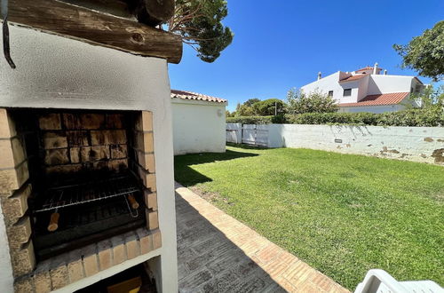 Photo 44 - Vilamoura Traditional Villa With Pool