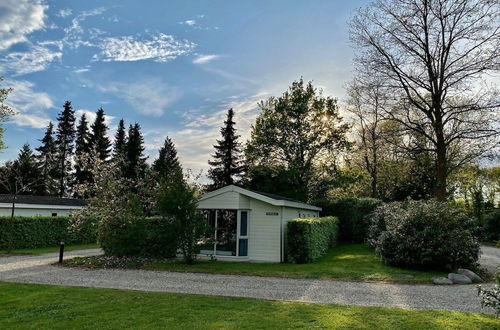 Foto 1 - Nice Chalet, Covered Terrace and in Nature Reserve