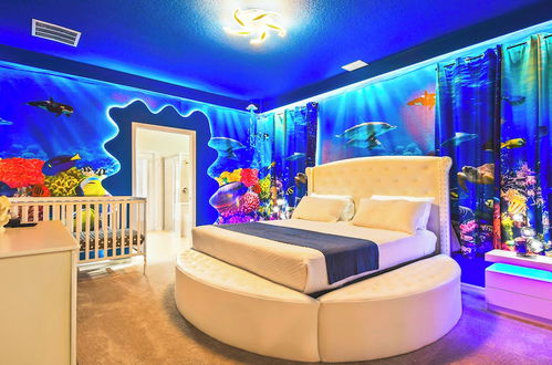 Photo 2 - Windsor Island Resort 10br Universe Movie Loft Villa 3029