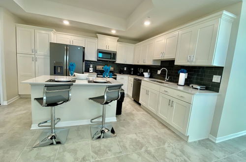 Photo 6 - Luxury 3Bd Apartment Family Friendly 308