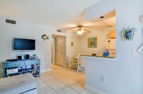 Photo 16 - St. Pete Beach Condo W/pool, 5-min Walk to Beach