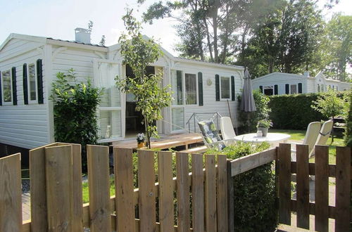 Photo 17 - Captivating Chalet with Microwave near Wadden Sea