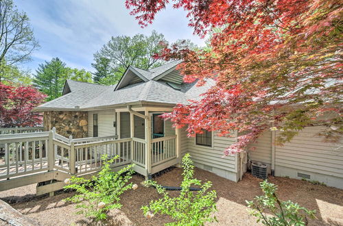 Photo 10 - Scenic Sapphire Condo w/ Deck + Gas Grill