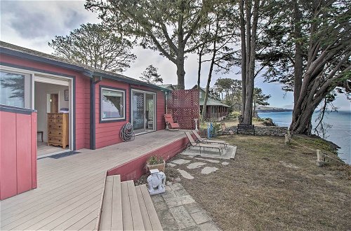 Photo 37 - Oceanfront Point Arena House w/ Lovely Deck