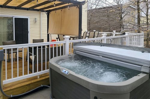 Photo 29 - Bright Tobyhanna Home w/ Hot Tub & Fire Pit