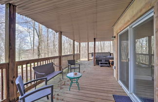 Photo 2 - Grand Family Home w/ Hot Tub On Beech Mountain