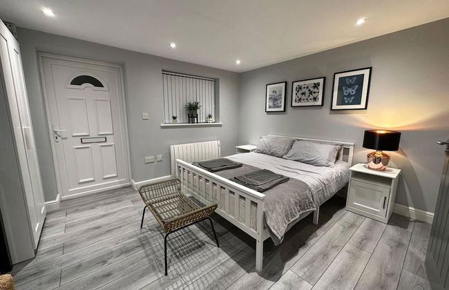 Luxury Detached Studio Apartment in Luton - Foto 1