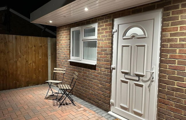 Luxury Detached Studio Apartment in Luton - Foto 12