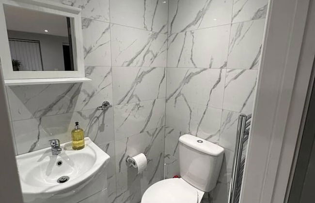 Luxury Detached Studio Apartment in Luton - Foto 9