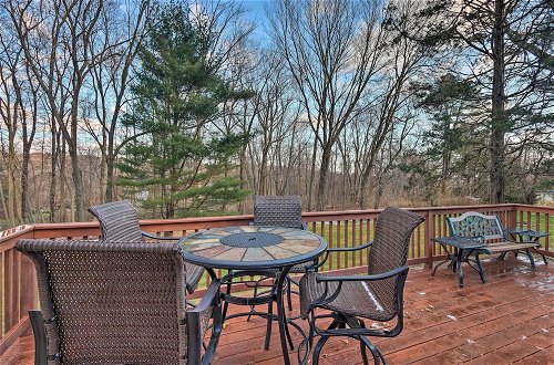 Photo 1 - Family-friendly Woodbury Home With Yard + Deck