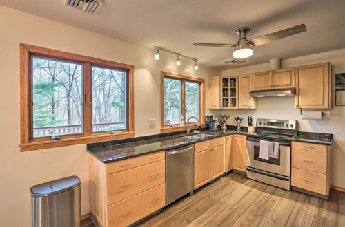 Photo 9 - Family-friendly Woodbury Home With Yard + Deck