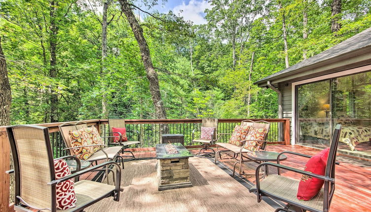 Photo 1 - Lake Toxaway Cabin W/fire Pit - 1Mi to Marina