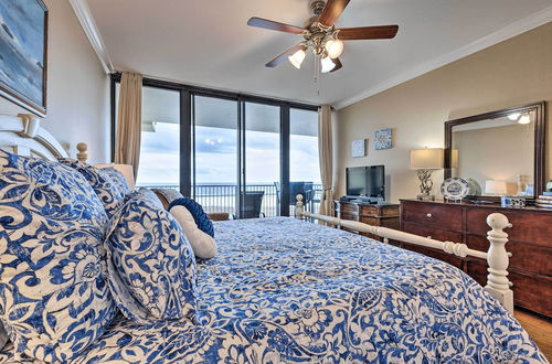 Photo 25 - Beachfront Dauphin Island Condo: Pool Access