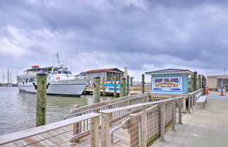 Photo 2 - Gulfport Home w/ Deck & Grill, Walk to Beach