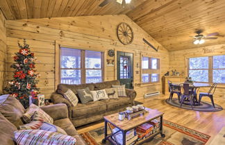 Foto 1 - Cozy 'nora's Hideaway' - Charming, Quiet Log Cabin