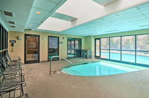 Foto 16 - Crested Butte Condo With Indoor & Outdoor Pools