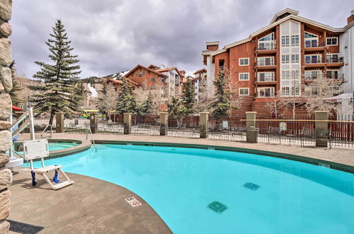 Foto 10 - Crested Butte Condo With Indoor & Outdoor Pools