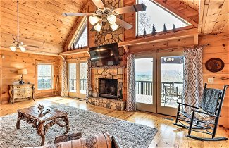 Foto 1 - Blue Ridge Mtns Cabin w/ Deck & Game Room