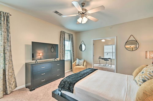 Photo 12 - Elegant Fayetteville Condo: 8 Mi to Downtown