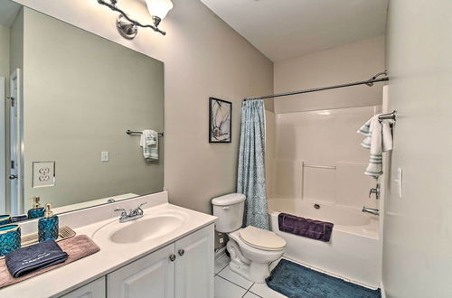 Photo 24 - Elegant Fayetteville Condo: 8 Mi to Downtown