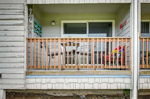 Photo 8 - Ocean Shores Condo w/ Balcony < 1 Mi to Beach