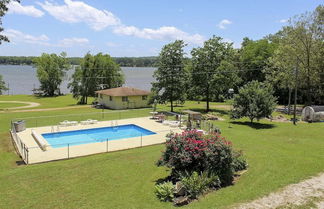 Photo 1 - Cozy Cottage On Kentucky Lake w/ Shared Pool