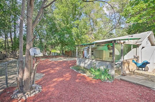 Foto 9 - Cozy Home w/ Patio in the Heart of Cañon City