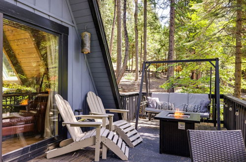 Photo 24 - Dreamy Woodland Hideaway With Grills & Fire Pit
