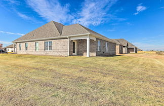 Photo 3 - Spacious Hazel Green Home w/ Fireplace, Yard