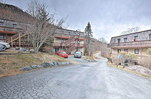 Photo 14 - Beech Mountain Condo - Walk to Chair Lift