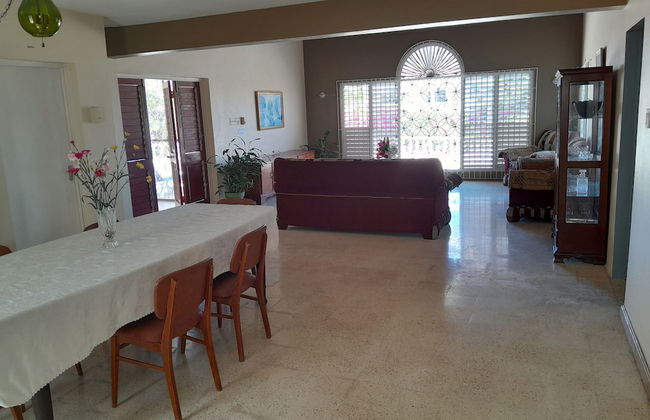 Villa Chinnor - Photo 46
