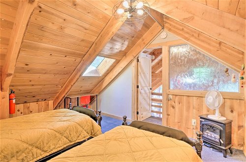 Foto 24 - Alma 'cloud 9 Cabin' w/ Fireplace & Wooded Views