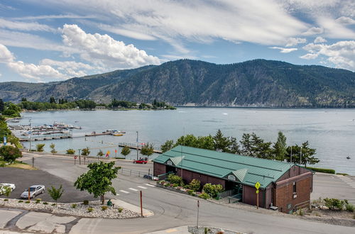 Foto 6 - Breezy Lake Chelan Condo w/ Pool & Hot Tub Access